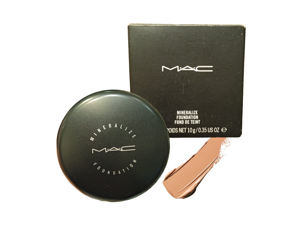 PÓ FACIAL MAC MINERALIZE FOUNDATION NW20 - 10G PÓ FACIAL MAC MINERALIZE FOUNDATION NW20 - 10G